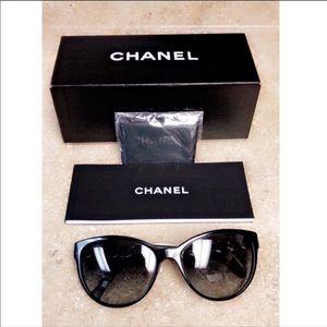 Flash Sale!⚡️⚡️Chanel Sunglasses 💯 Authentic GUC!